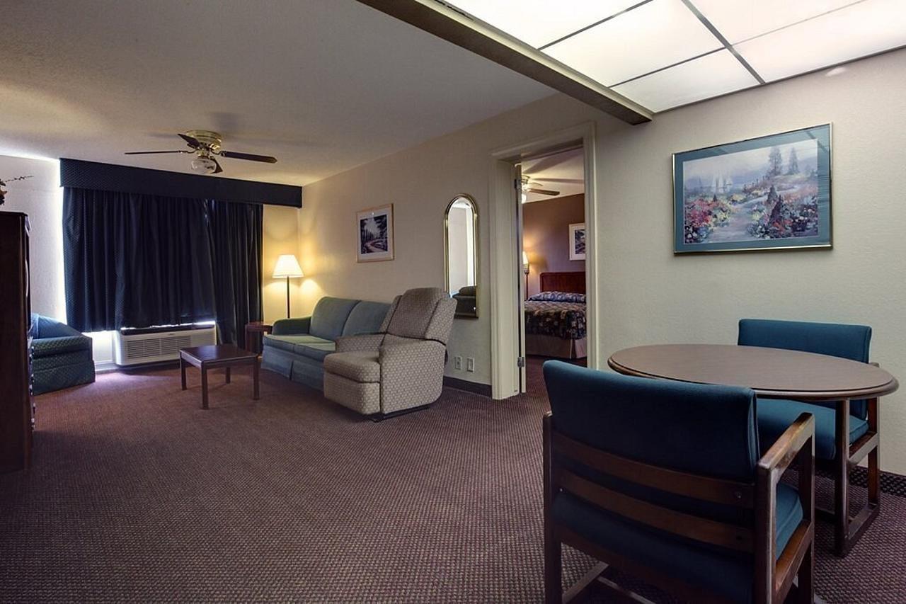 Americas Best Value Inn Marshall Bel Air Extérieur photo